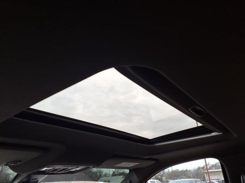 Used 2020 GMC Sierra 3500 Denali w/ Denali Ultimate Package image 14