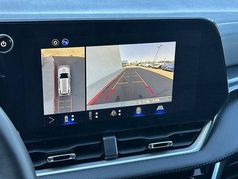 New 2026 Chevrolet Equinox LT w/ Safety and Technology Package FWD image 20