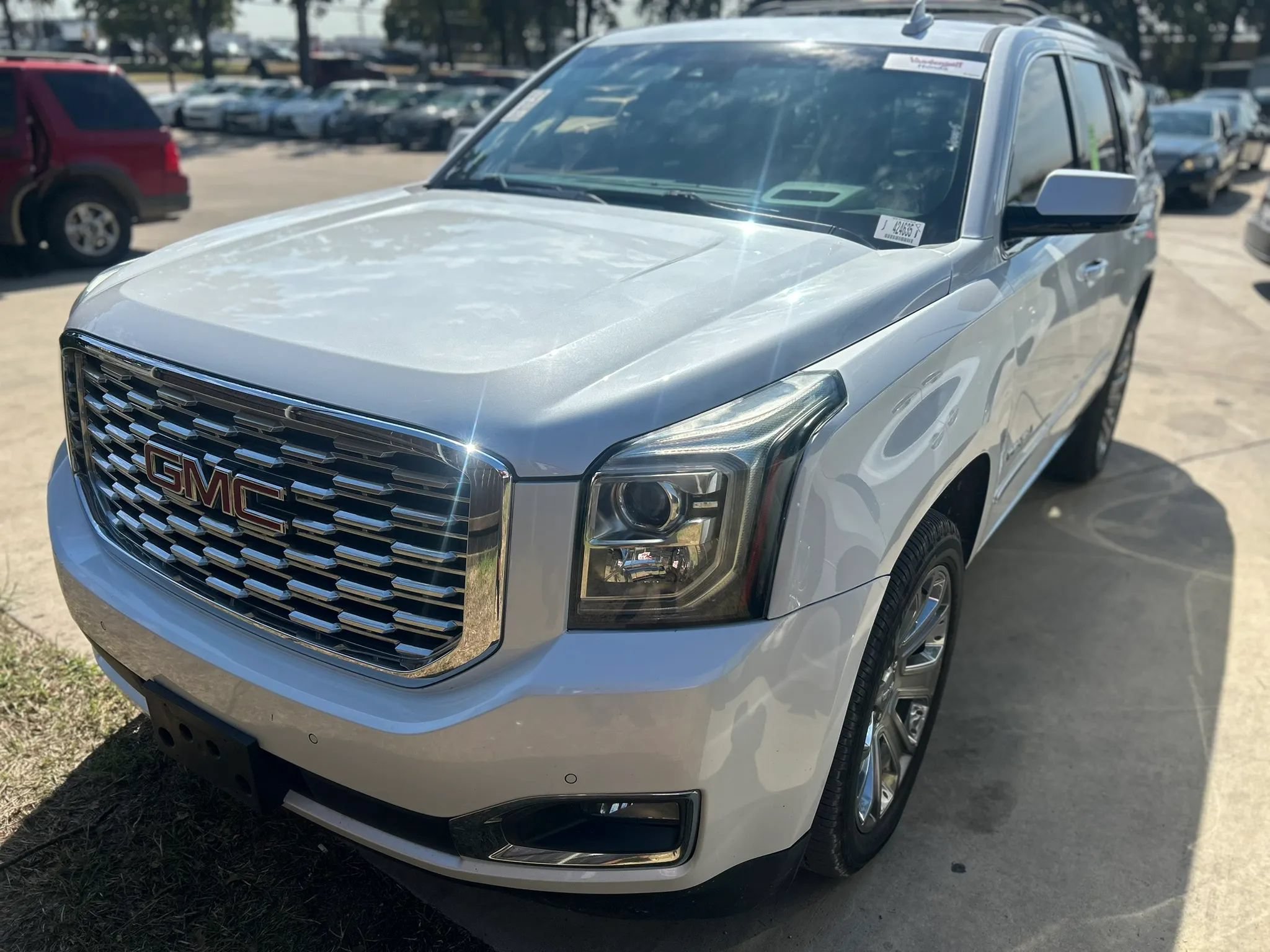 Used 2018 GMC Yukon Denali w/ Open Road Package AWD/4WD image 2