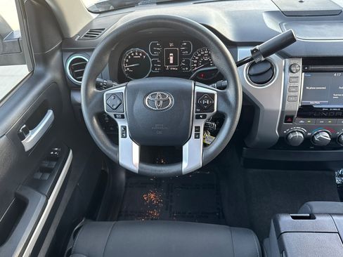 Certified 2018 Toyota Tundra SR5 image 13