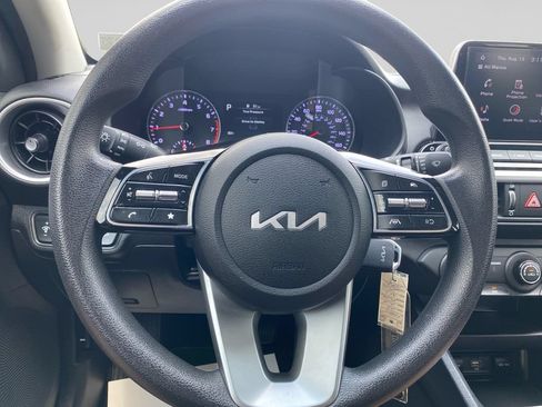 Certified 2023 Kia Forte LXS FWD image 25