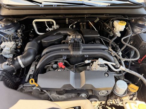 Used 2018 Subaru Outback 2.5i Limited AWD/4WD image 26
