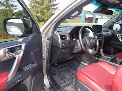 Used 2023 Lexus GX 460 Luxury w/ Sport Design Package image 67