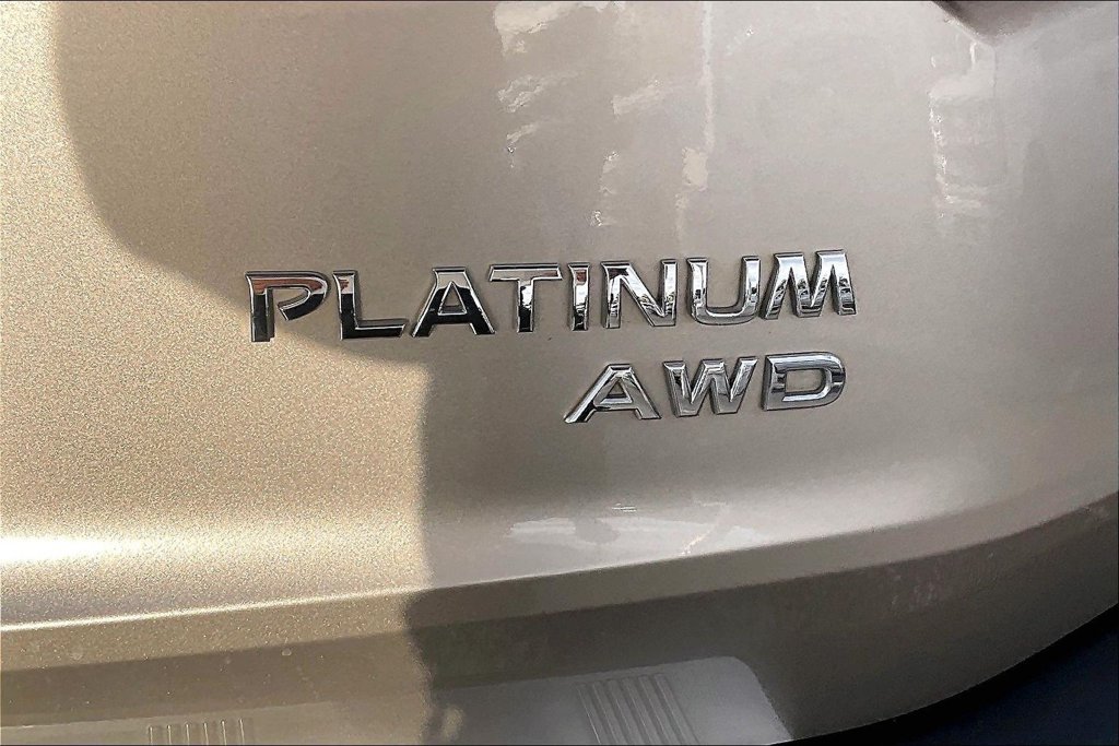 Used 2022 Nissan Rogue Platinum w/ Head-Up Display Package AWD/4WD image 7