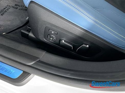 Used 2025 BMW M3 Competition AWD/4WD image 39