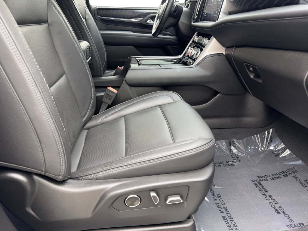 Used 2024 GMC Yukon Denali RWD image 53
