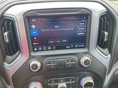 Used 2019 GMC Sierra 1500 SLT w/ SLT Premium Package AWD/4WD image 19