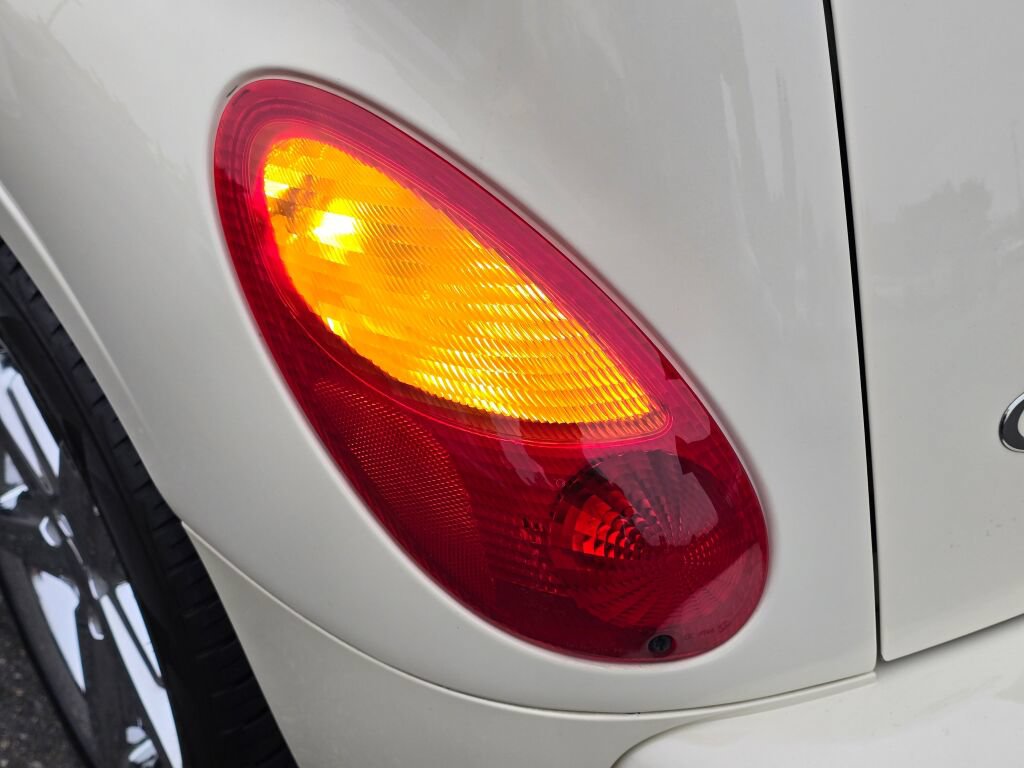 Used 2005 Chrysler PT Cruiser GT FWD image 74