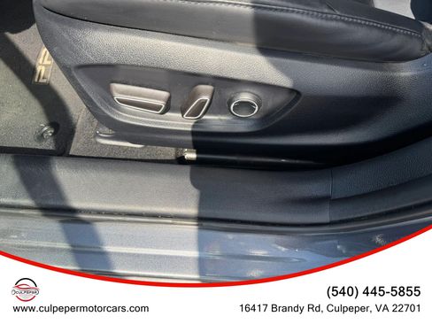 Used 2016 Toyota Prius Four w/ Advanced Technology Package FWD image 8