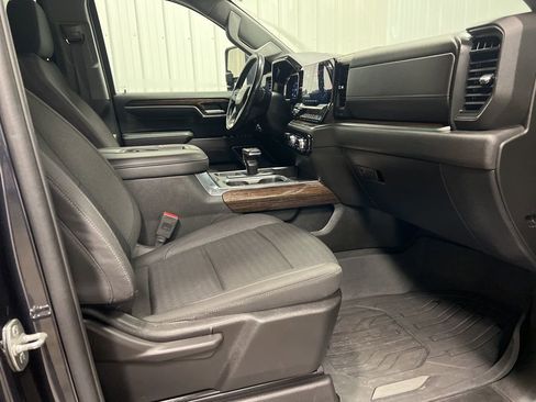 Used 2022 GMC Sierra 1500 Elevation w/ X31 Off-Road Package image 8