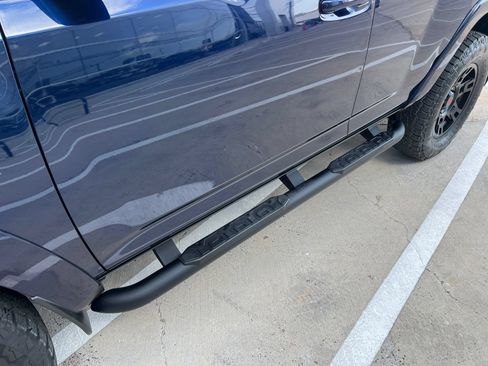 Used 2022 Toyota 4Runner SR5 Premium w/ Moonroof Package AWD/4WD image 9