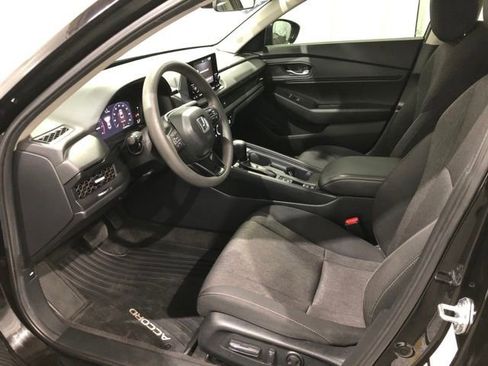 Used 2023 Honda Accord EX image 6