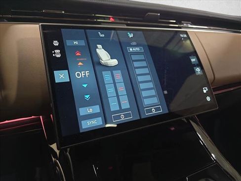 New 2026 Land Rover Range Rover Sport SE image 25