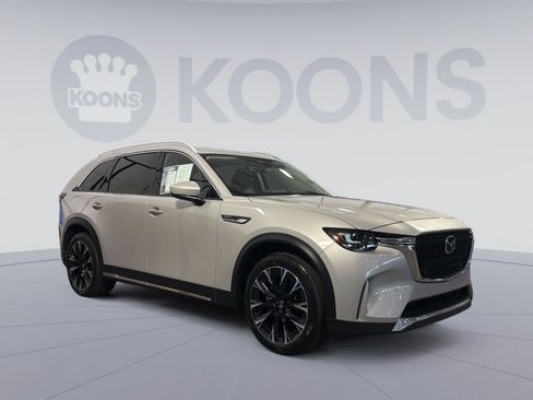 Used 2024 MAZDA CX-90 Plug-In Hybrid w/ Premium Pkg AWD/4WD image 10