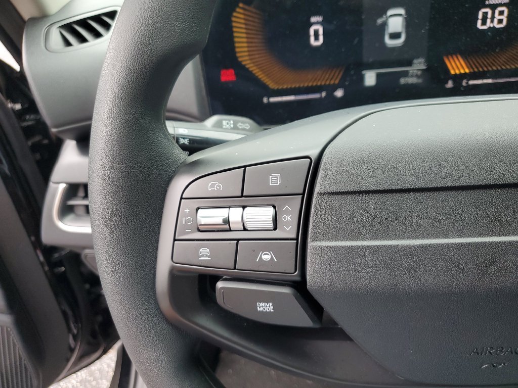 Used 2025 Kia K4 FWD image 28