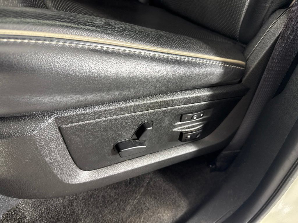 Used 2017 RAM 1500 Limited AWD/4WD image 13