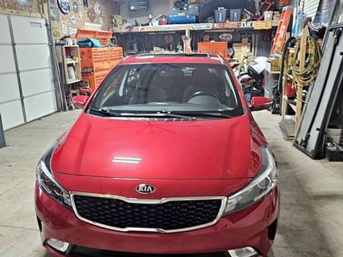 Used 2018 Kia Forte S w/ S Technology Plus Package FWD image 1