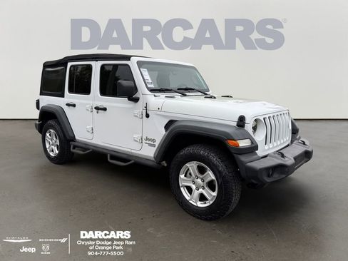 Used 2018 Jeep Wrangler Unlimited Sport S image 1