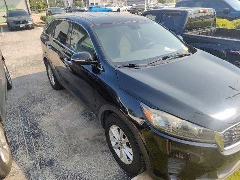 Used 2020 Kia Sorento AWD V6 image 11