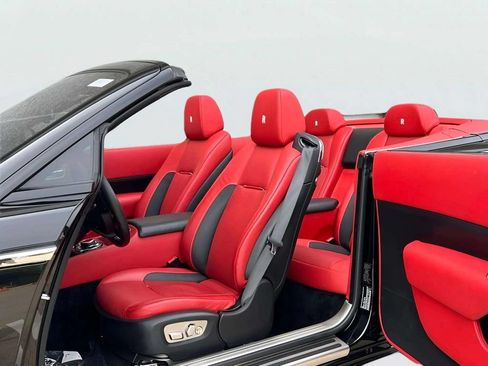 Certified 2020 Rolls-Royce Dawn RWD image 10