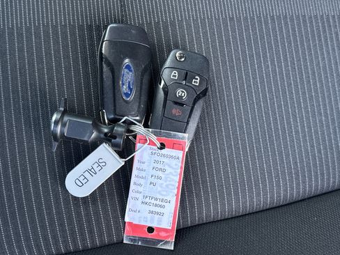 Used 2017 Ford F150 XLT w/ Equipment Group 302A Luxury image 33