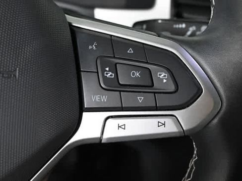 Used 2022 Volkswagen Atlas SE w/ Panoramic Sunroof Package image 24