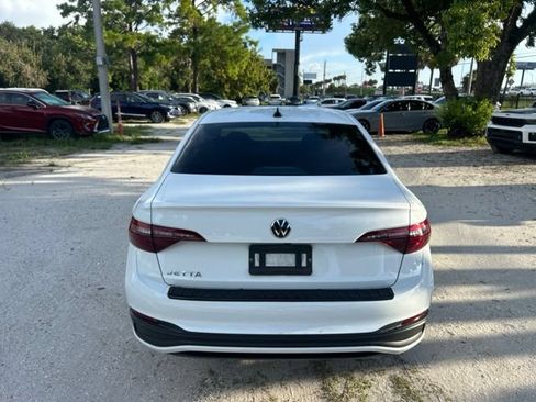 Used 2024 Volkswagen Jetta S FWD image 17