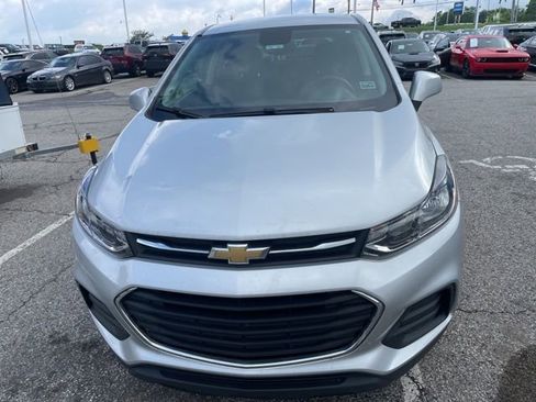 Used 2020 Chevrolet Trax LS w/ Tint and Cruise Package FWD image 2