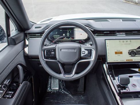 New 2026 Land Rover Range Rover Sport SE AWD/4WD image 12