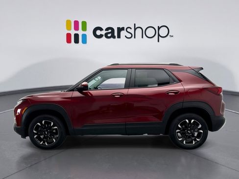 Used 2023 Chevrolet TrailBlazer LT w/ Convenience Package image 2
