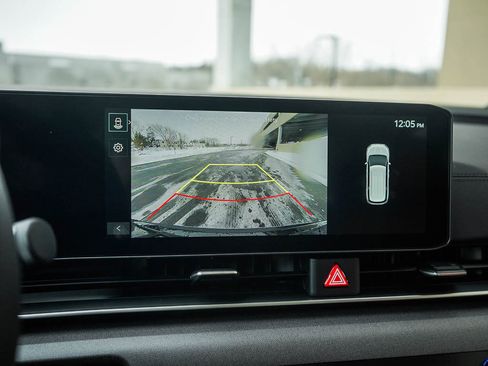 New 2026 Kia Carnival EX FWD image 26