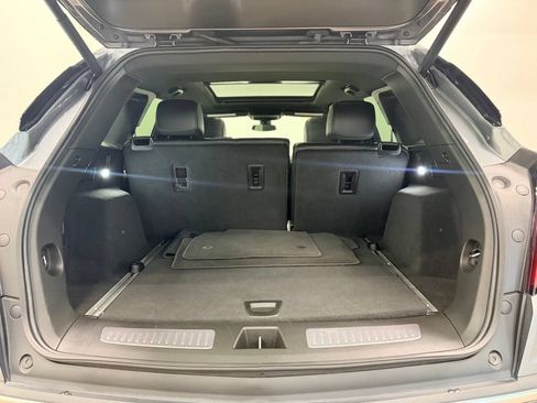 Used 2022 Cadillac XT5 Premium Luxury AWD/4WD image 6