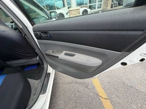 Used 2007 Toyota Prius w/ Pkg 3 FWD image 9