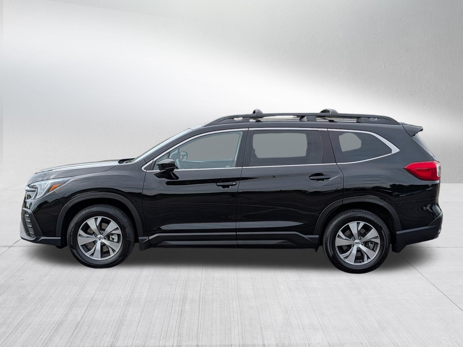 Used 2025 Subaru Ascent Premium AWD/4WD image 4
