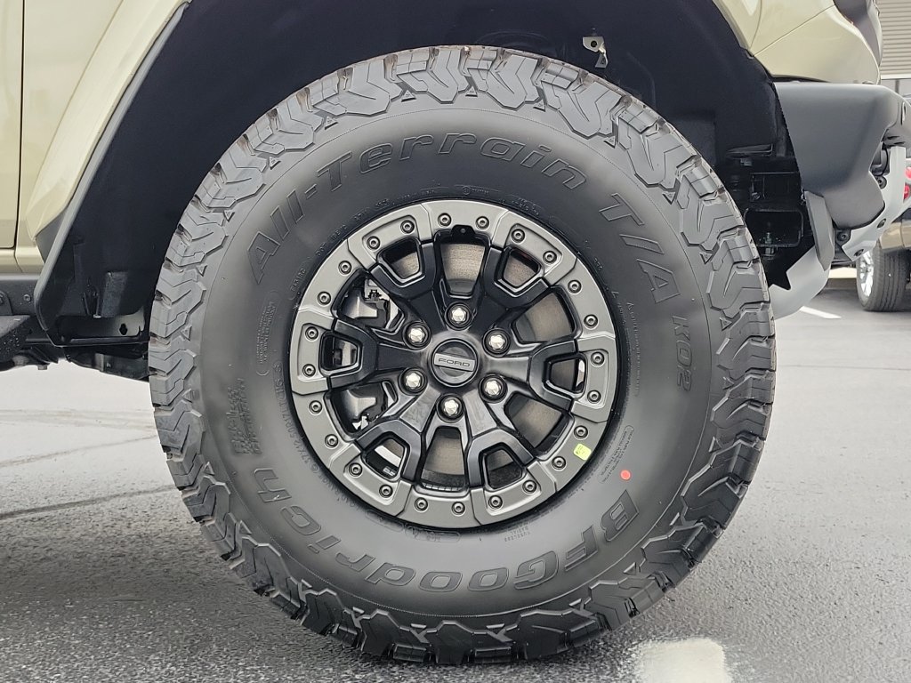 New 2026 Ford Bronco Raptor w/ Interior Carbon Fiber Pack AWD/4WD image 9