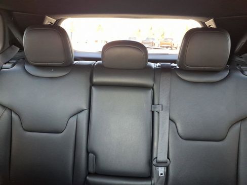 Used 2024 Jeep Compass Limited AWD/4WD image 14