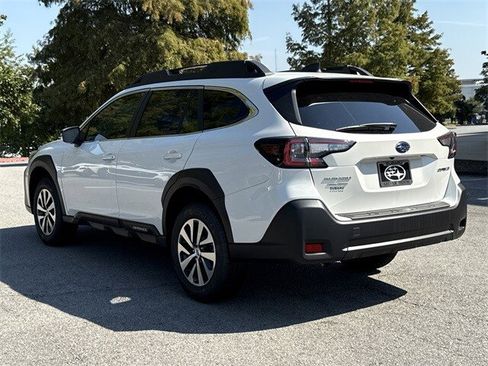 New 2025 Subaru Outback Premium image 5