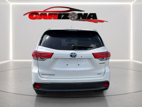 Used 2019 Toyota Highlander XLE AWD/4WD image 7