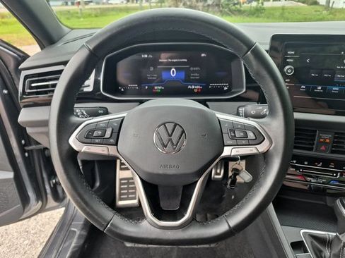 Used 2025 Volkswagen Jetta Sport FWD image 22