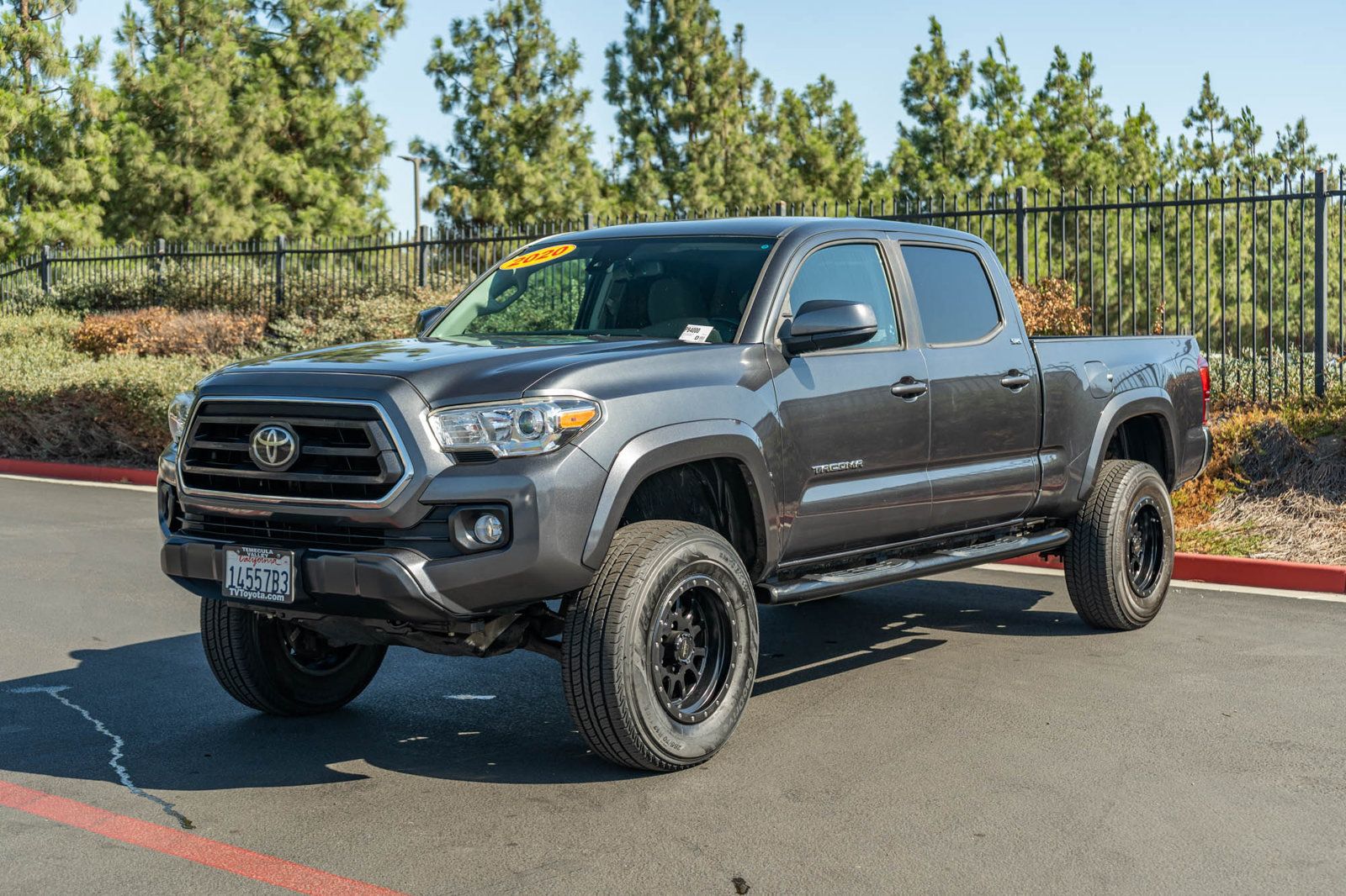 Used 2020 Toyota Tacoma SR5 RWD image 3
