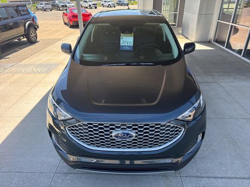 Certified 2024 Ford Edge SEL w/ Convenience Package AWD/4WD image 12