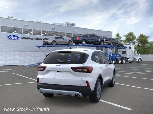 New 2026 Ford Escape Active FWD image 8