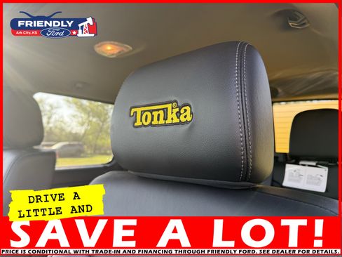 Used 2014 Ford F150 Lariat w/ Equipment Group 502A Luxury image 8