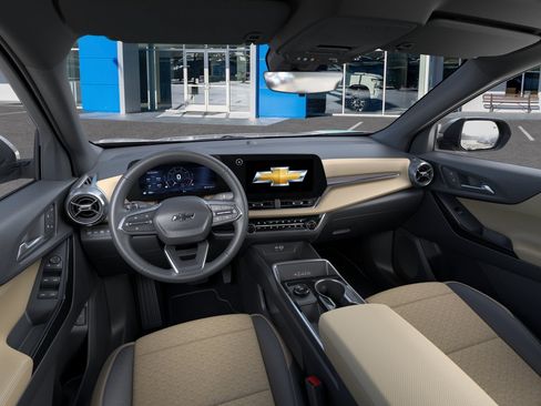 New 2027 Chevrolet Equinox ACTIV w/ Safety and Technology Package AWD/4WD image 15