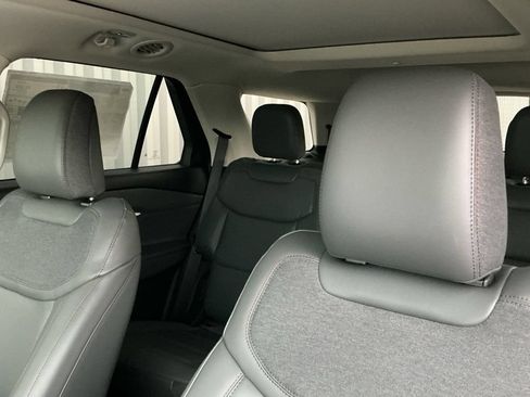New 2026 Ford Explorer Active w/ Active Comfort Package AWD/4WD image 9