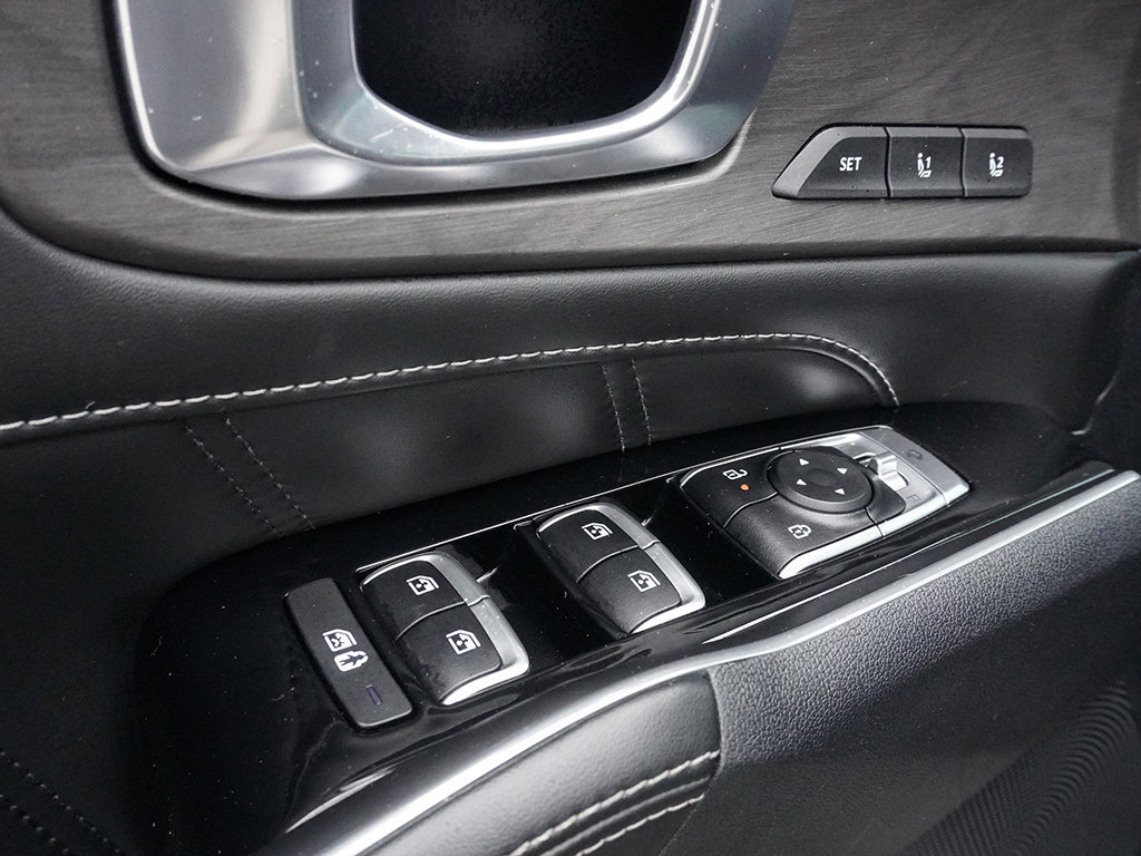 Used 2024 Kia Sorento SX Prestige AWD/4WD image 44