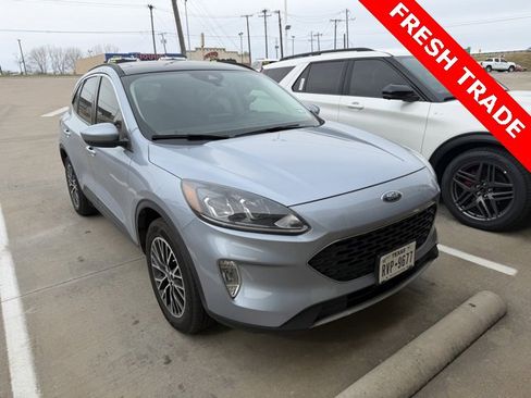 Used 2022 Ford Escape SEL w/ Technology Package image 2