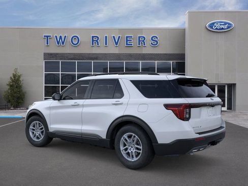 New 2026 Ford Explorer Active image 4