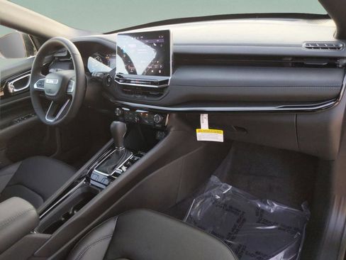 New 2026 Jeep Compass Limited AWD/4WD image 30