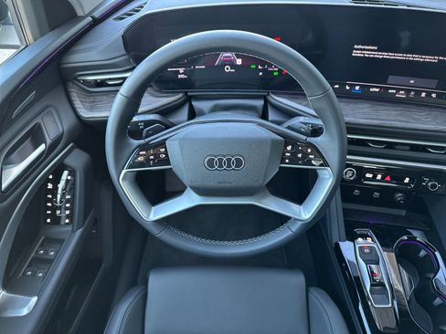 New 2025 Audi Q5 Premium Plus AWD/4WD image 11